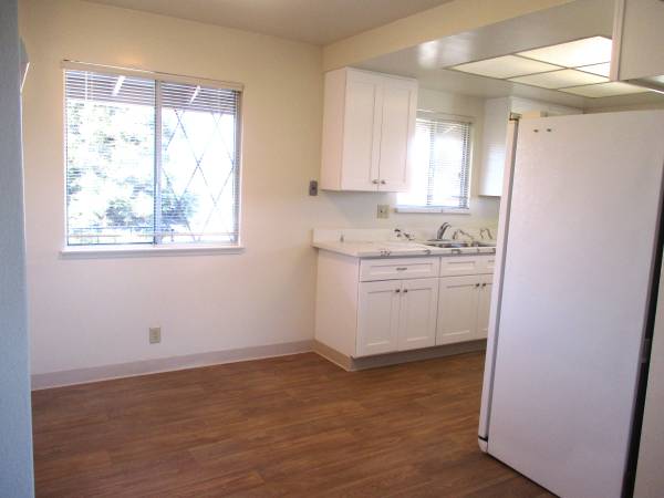 2BR/1BA Other on Halterman · Santa Cruz photo 4