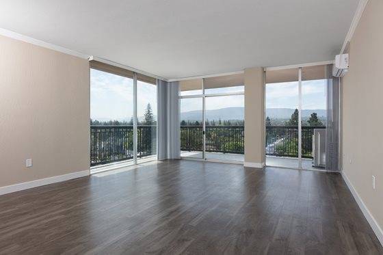Tan Plaza Apartments photo 3