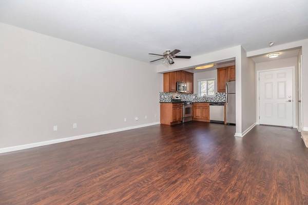 1BR/1BA Single Family House on Maple St Unit 14 · Santa Cruz photo 5