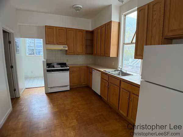 2BR/1BA Flat on Greenwich St · San Francisco photo 3