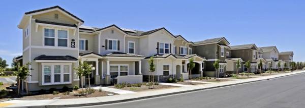 Apartments on Gold Street · Dixon photo 3