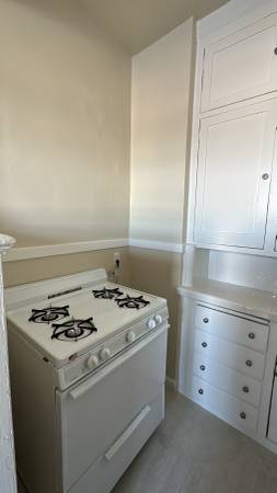 0BR/1BA Apartment on Van Ness Avenue · San Francisco photo 4