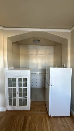 0BR/1BA Apartment on Van Ness Avenue · San Francisco photo 5