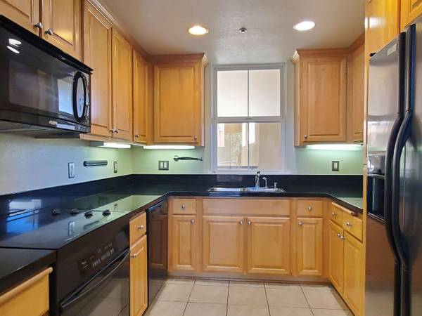 1310 Saddle Rack St San Jose, CA 95126 photo 3