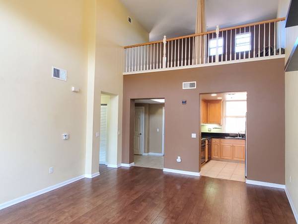 1310 Saddle Rack St San Jose, CA 95126 photo 5