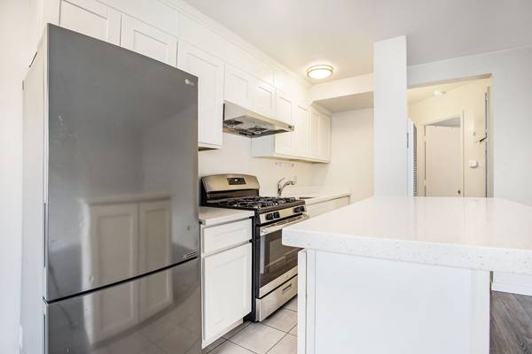 1BR/1BA Apartment on Santa Clara · Alameda photo 4