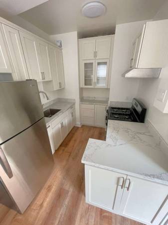 Pearsonia Apartments photo 4