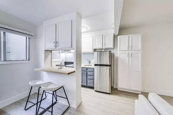 Palmcrest Apartments photo 4