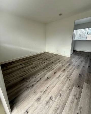 Apartments on Floribunda Ave · Burlingame photo 2