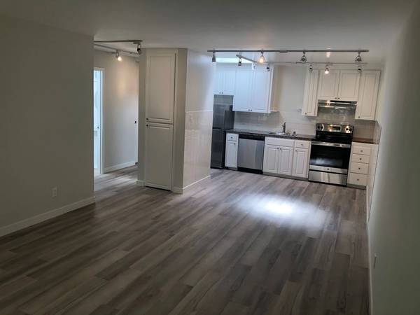 1737 Jackson Street, San Francisco, CA 94109 photo 5
