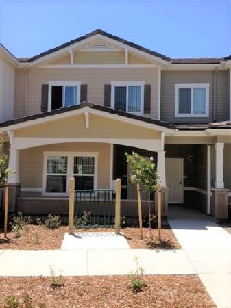 Apartments on Gold Street · Dixon photo 4