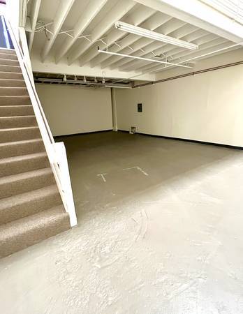 0BR/1BA Loft on Ford Street Near Studio 18 · Oakland photo 3