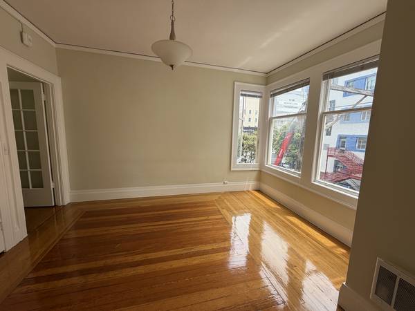 1BR/1BA Apartment on Fell St · San Francisco photo 2