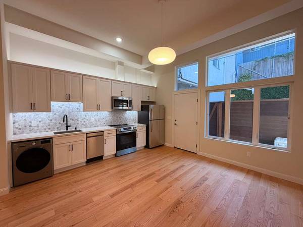 1BR/1BA Apartment on Fairmount Ave · Oakland photo 5