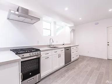 3716 Divisadero Street, San Francisco, CA 94123 photo 3