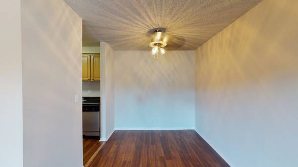 2BR/2BA Apartment on Granada Avenue · Santa Clara photo 4