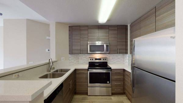 Lovely Home | Central A/C | Swimming Pool photo 3