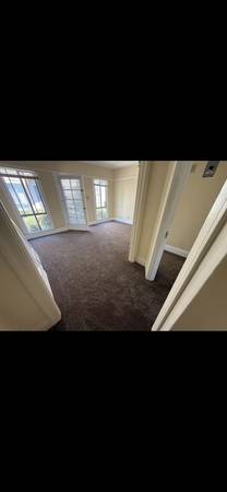 Remodeled 3Bed/2Bath Home in San Leandro – Near Downtown  BART photo 4