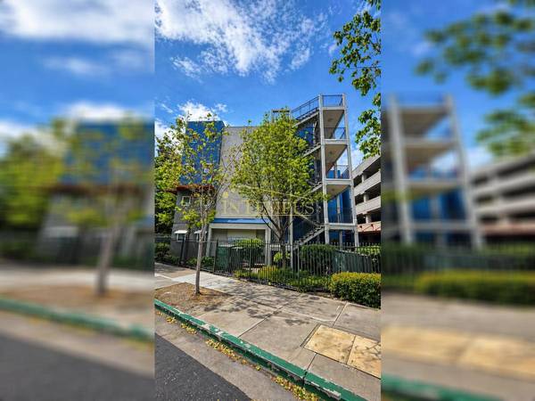 1BR/1BA Apartment on 40th St Apt 4401 · Emeryville photo 5