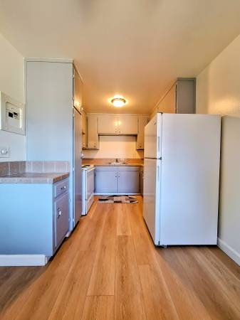 2BR/1BA Apartment on Via Monte Dr · San Jose photo 2