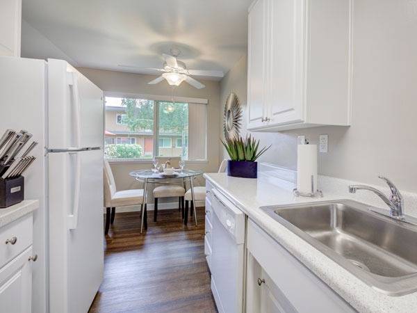 Apartments on E Homestead Rd · Santa Clara