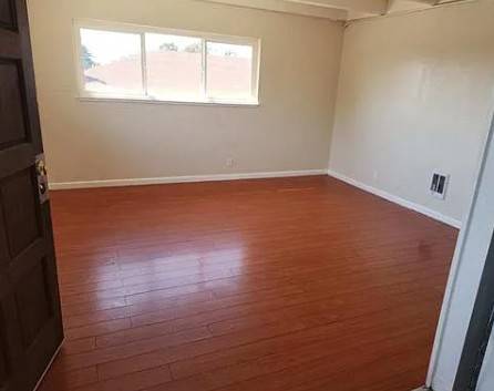 In Law Adus on 35th Avenue · Oakland photo 4