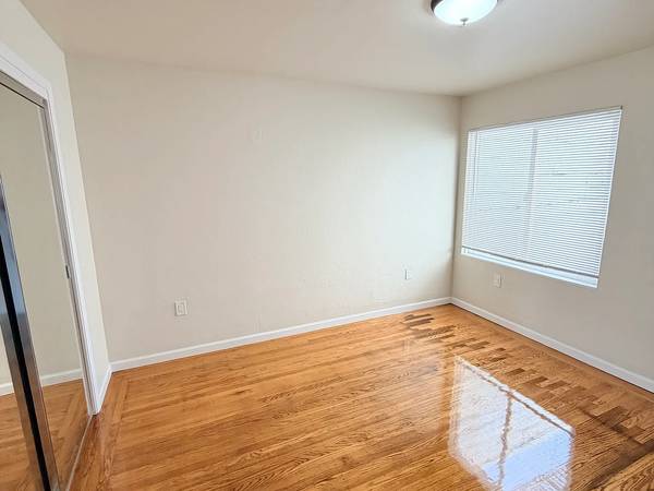 Apartments on Moraga Street · San Francisco photo 3