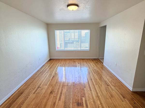 Apartments on Moraga Street · San Francisco photo 5