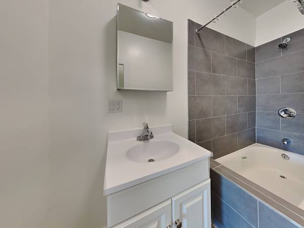  Alcatraz Ave Oakland Apartment photo 5