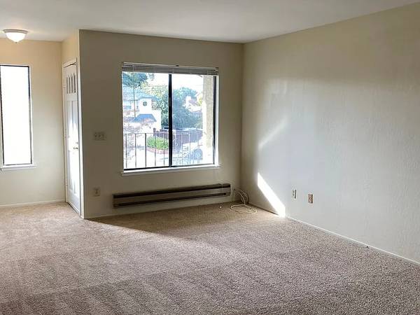 403 Roosevelt Ave Sunnyvale, CA 94085 photo 2