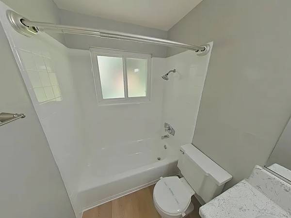 1BR/1BA Apartment on Sunnyvale Saratoga Rd · Sunnyvale photo 5