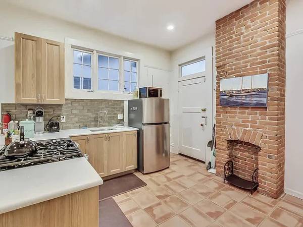 2474 Washington St San Francisco, CA 94115 photo 5