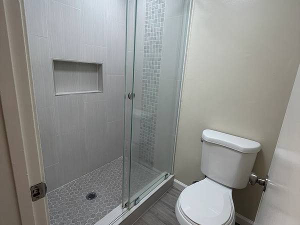 Apartments on S Rengstorff Ave · Mountain View photo 5