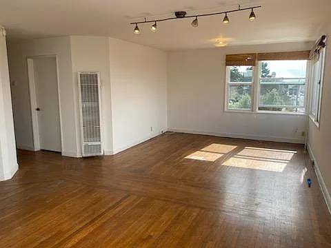 2560 Hyde St San Francisco, CA 94109 photo 2