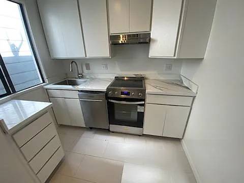 2560 Hyde St San Francisco, CA 94109 photo 4