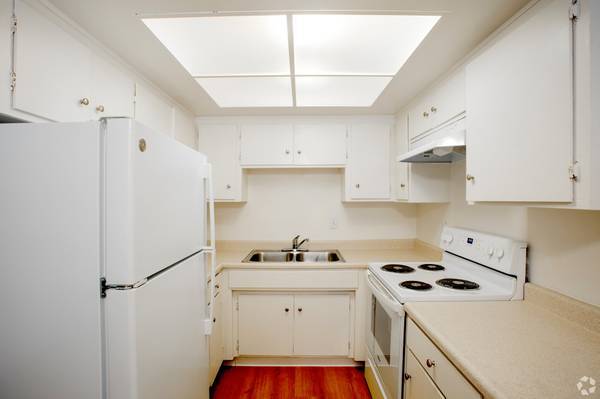 1BR Apartment on Emerson Street · Palo Alto photo 2