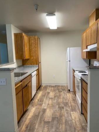 2BR/1BA Apartment on N. Capitol Ave. Near Cropley · San Jose photo 3