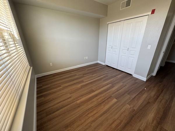 Beautiful Two Story Home In The Great Neighborhood Of Coffey Park photo 5