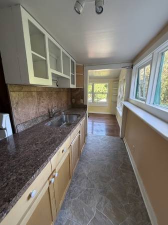1BR/1BA Single Family House on South Fitch Mountain Road · Healdsburg photo 4