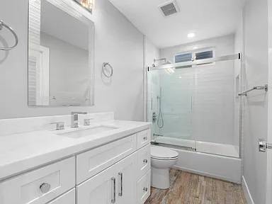 1BR/1BA Single Family House on E Cliff Dr · Santa Cruz photo 5