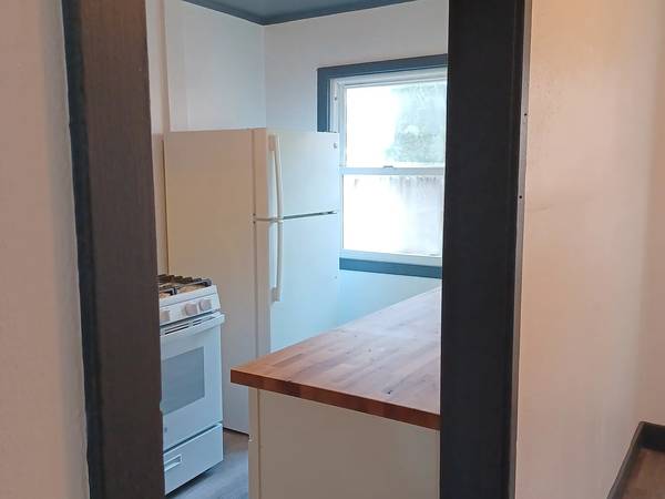 1BR/1BA Apartment on Leland Ave · San Francisco photo 5