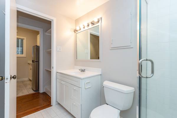 1BR/1BA In Law Adu on Lyon Street · San Francisco photo 3