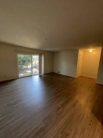 Apartments on Yulupa Avenue · Santa Rosa photo 2