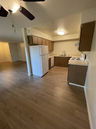 Apartments on Yulupa Avenue · Santa Rosa photo 4