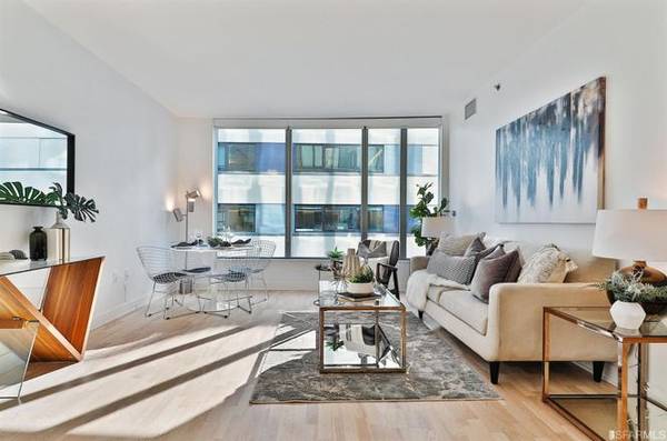 Condos on Main St Unit · San Francisco photo 3