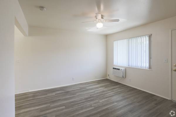 1BR/1BA Apartment on David Ave. · Campbell photo 3