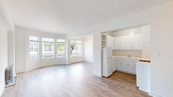 Apartments on Birch Street · San Francisco photo 5