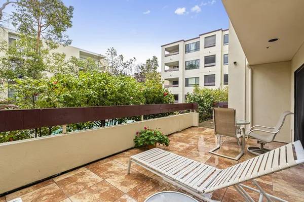 Condos on Sheridan Avenue · Palo Alto photo 2