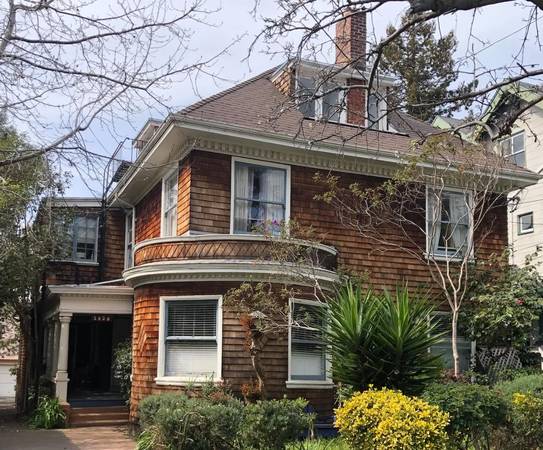Apartments on Benvenue Avenue · Berkeley photo 3