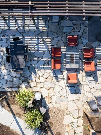 Apartments on Sherwood Drive · Sausalito photo 2